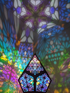 Glass-In-Leaded Style LED Table Lamp - LumiAura