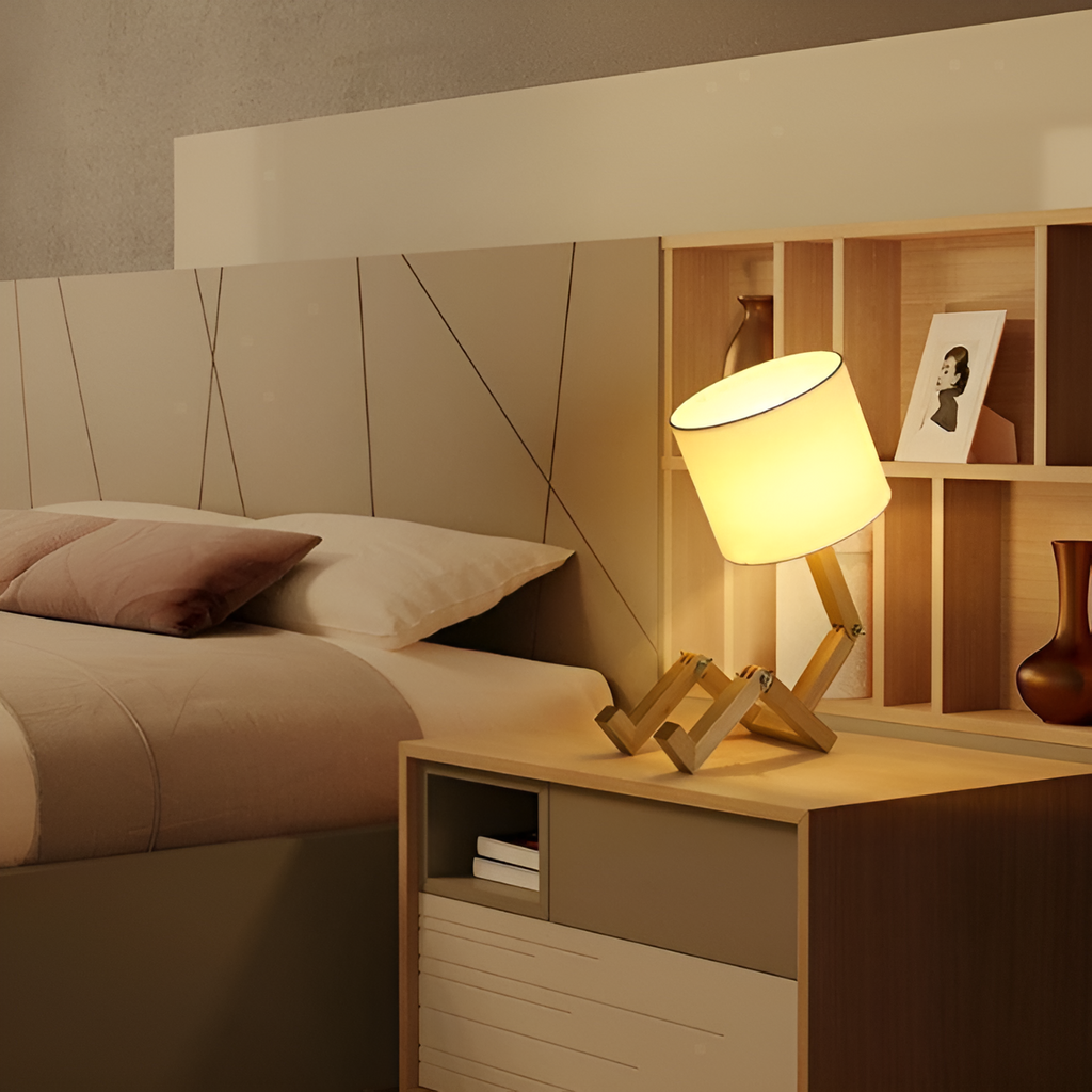 Flexible Robot Desk Lamp made of Solid Wood – LumoBot
