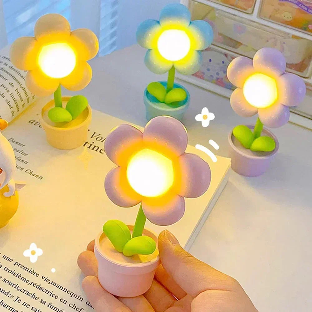BlossomGlow Small Flower Soothing Table Lamp