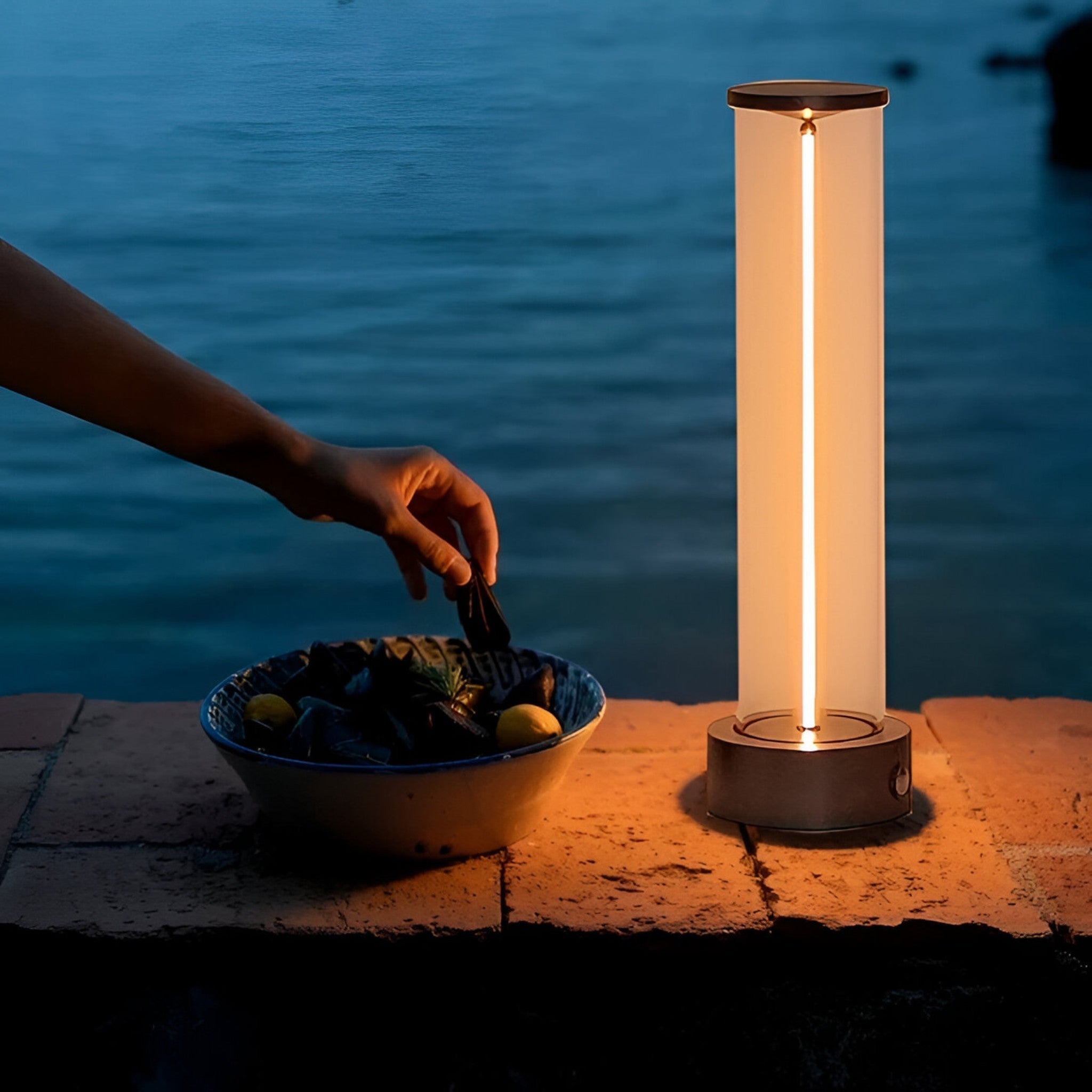 Light Sword Table Lamp with Adjustable Brightness – Kyra