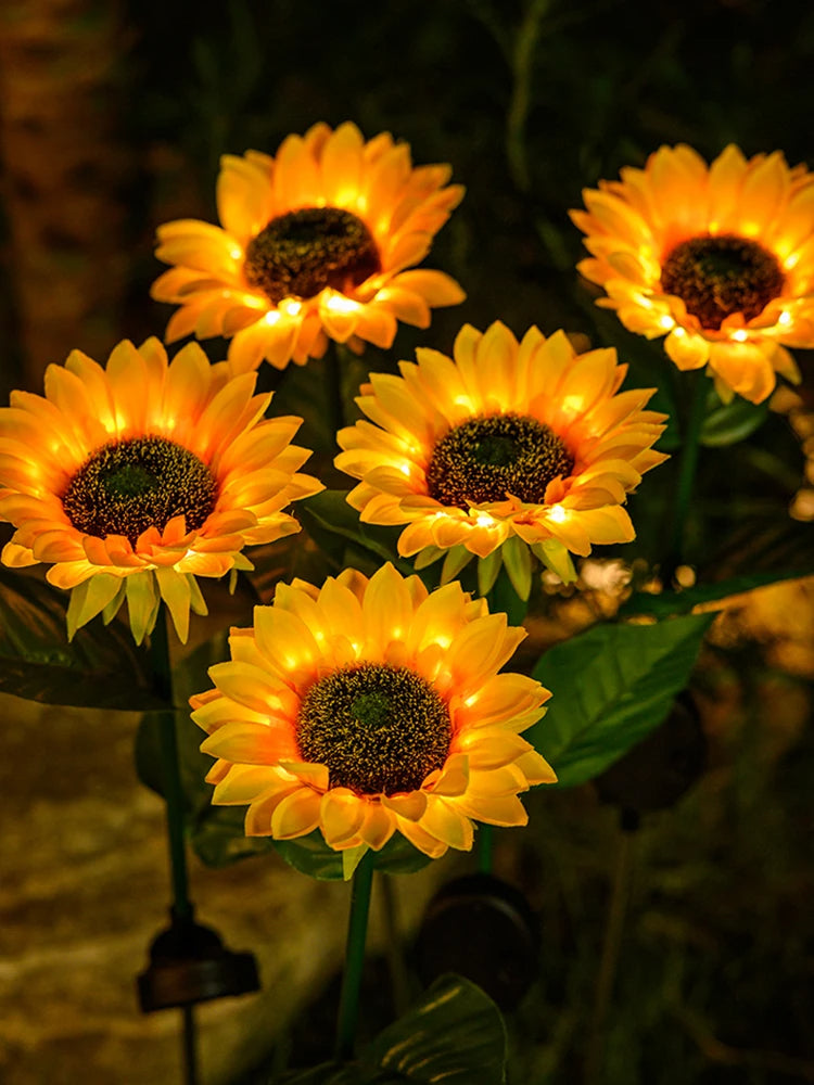 SolarBloom Waterproof Solar - Powered Sunflower Lamp